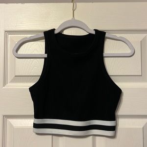 Black crop top with black&white elastic band